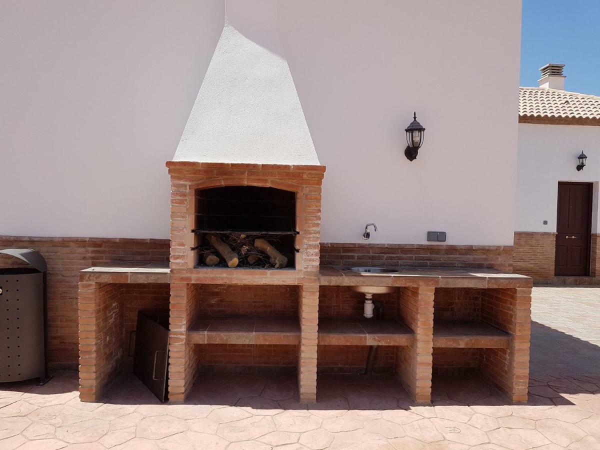 Apartamentos Rurales La Dehesa Del Acebuche Jaén Eksteriør bilde
